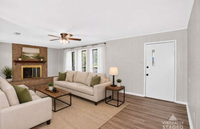 4 Bedroom 2 Bath House Gallery 1