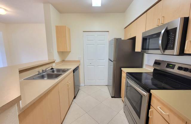 2109 Belmont Lane photos photos