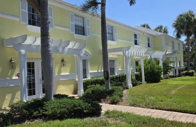 108 Pompano Dr SE photos photos