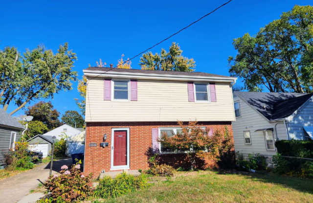 5513 Forest Avenue - 5513 Forest Avenue, Des Moines, IA 50311