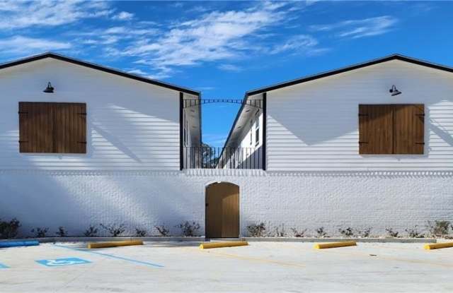 141 HOOVER Drive 105 photos photos