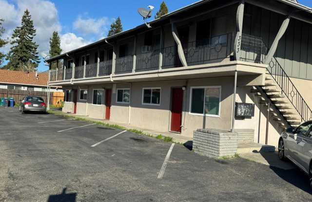 333 Dumont Ave photos photos