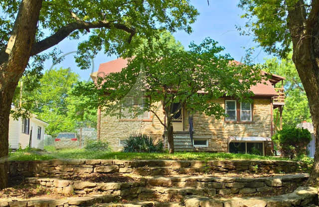 Spacious 4-Bedroom Home with Bonus Living Space & 2-Car Garage photos photos