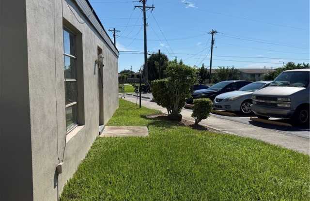 1131 S Loop Boulevard Gallery 3