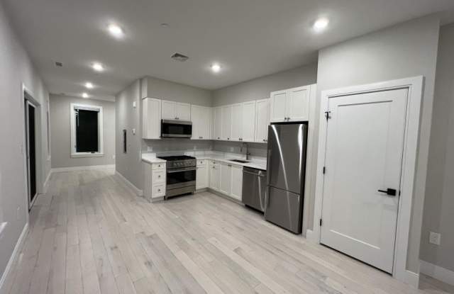195 Green St. photos photos