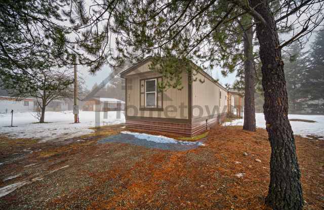 2 Bedroom 2 Bathroom Home with Off-Street Parking Available in Athol! Gallery 4