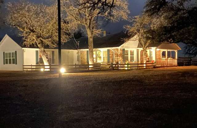 FOR LEASE!! photos photos