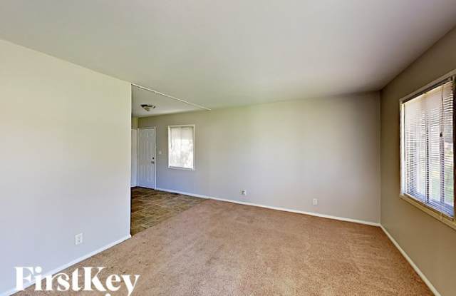 4014 Bertrand Road Gallery 4