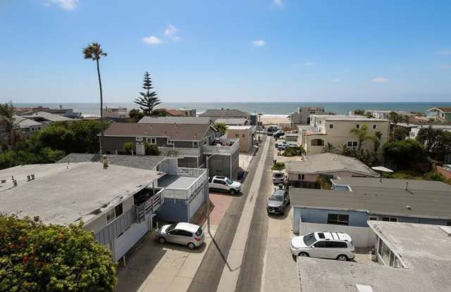 1064 Bangor photos photos