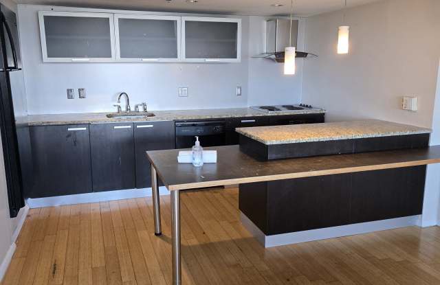 701 South Madison Avenue photos photos