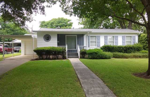 353 Irvington Drive photos photos