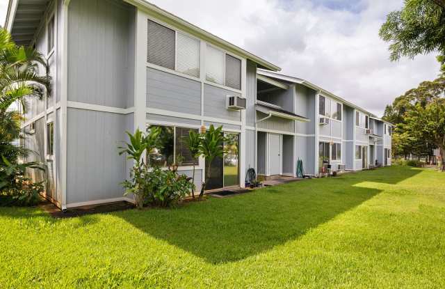 ~Pet Friendly - 2 bed /1 bath w/ 2 parking - Mililani Mauka~ - 95-1033 ʻĀinamakua Drive, Mililani Mauka, HI 96789