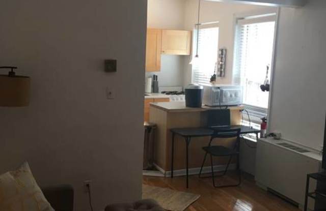 115 E Street SE, Unit A Gallery 4