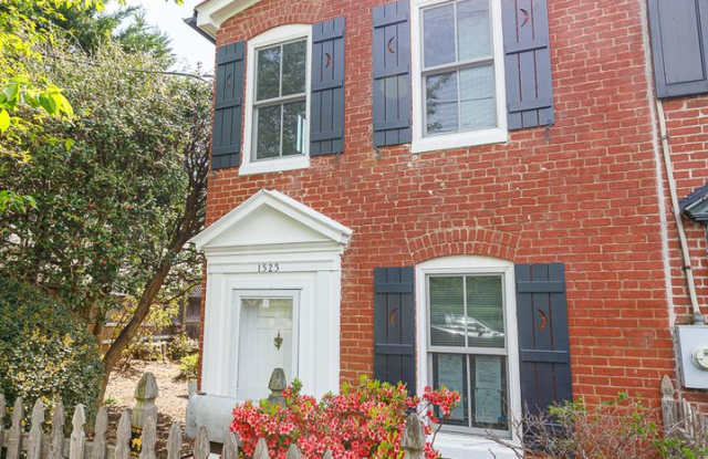 Remodeled, Charming Three Bedroom Near Georgetown Available Oct 2026 photos photos