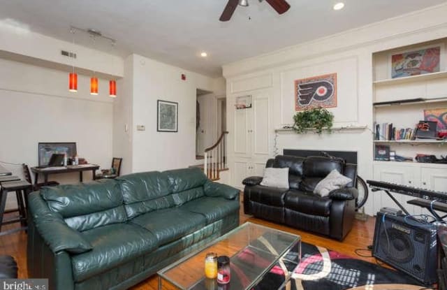 704-6 S WASHINGTON SQUARE - 704 S Washington Sq, Philadelphia, PA 19106