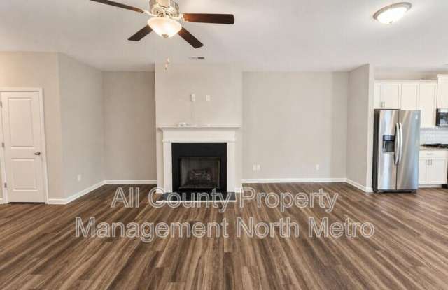 490 Tall Pines Terrace Gallery 3