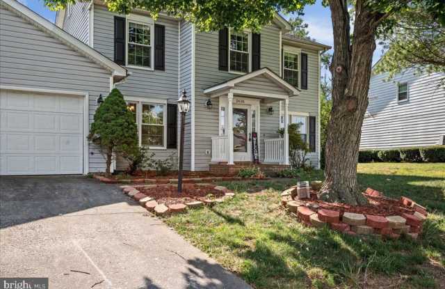 Welcome to 2636 Stonegate Drive! Gallery 1