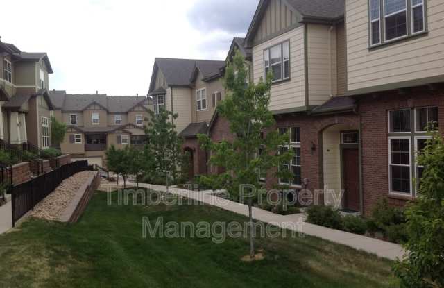 3323 Gladstone Creek Gallery 2