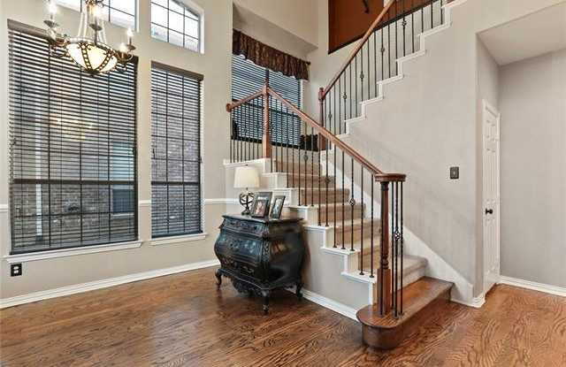 2227 Jaguar Drive Gallery 4