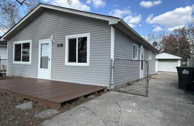 5901 Roosevelt Street photos photos