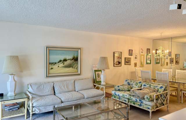 3150 N Course Lane Gallery 2