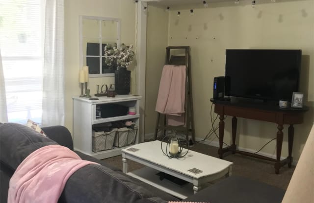 26 S Shafer St - Unit B Gallery 2
