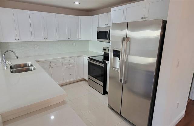 5173 NW 114th Place, Doral, FL 33178 - 3564 photos photos
