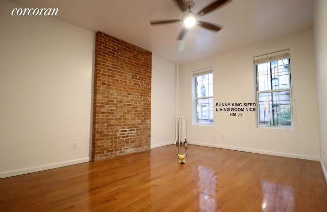 326 East 93Rd Street Gallery 2