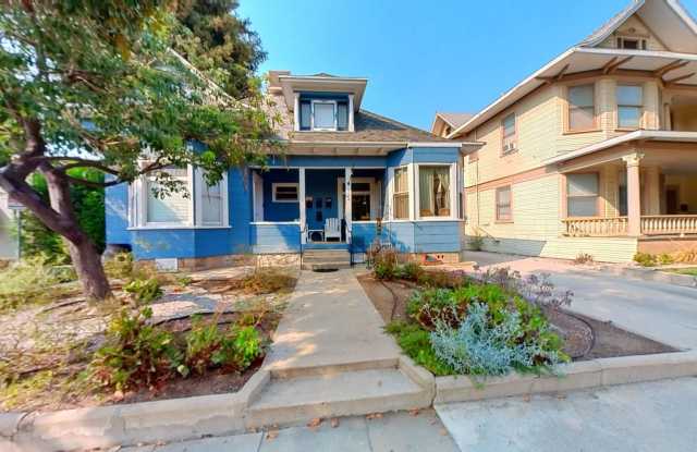 PRICE REDUCTION!! Spacious 2 bedroom 2 Bathroom Unit in South Redlands! - 124 West Vine Street, Redlands, CA 92373