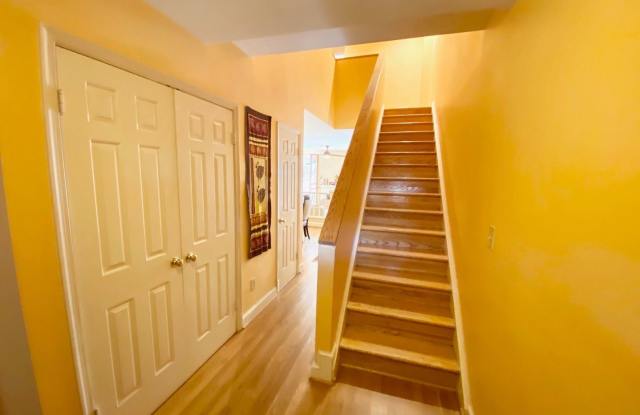 2642 Woodley Place, NW Gallery 3