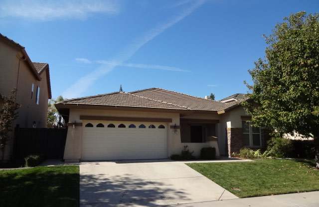 SINGLE STORY, 3 BEDROOM, 2 BATH, 2.5 CAR GARAGE, IN GATED COMMUNITY! photos photos