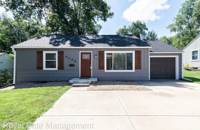 4709 W 75th St - 4709 West 75th Street, Prairie Village, KS 66208