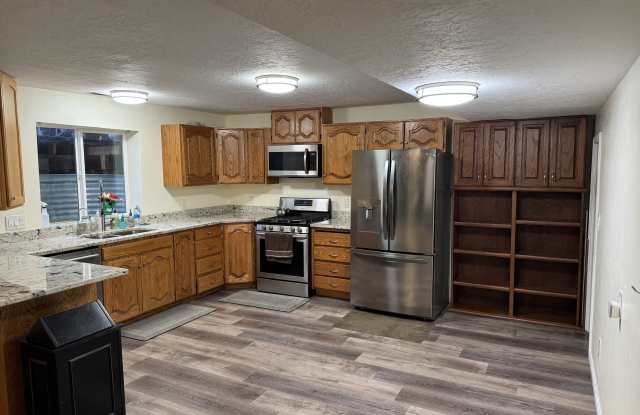 422 East 200 North photos photos