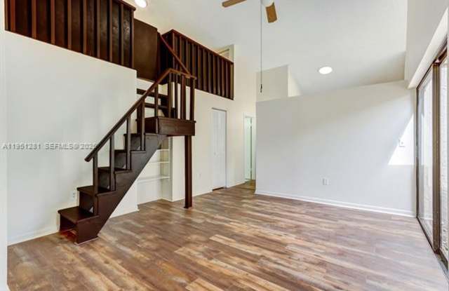 7528 SW 95th Pl MIAMI, FL 33173 photos photos