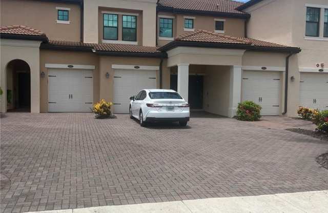 10054 CROOKED CREEK Drive Gallery 1