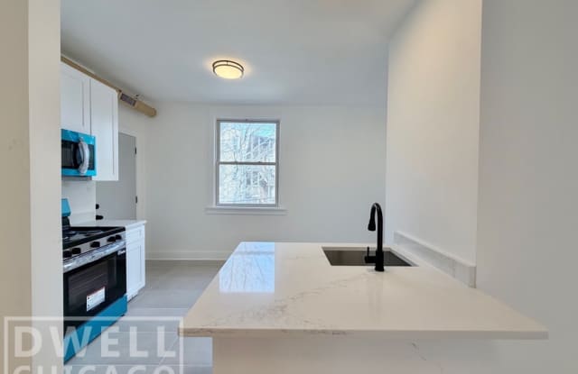 1522 W Ardmore Ave photos photos