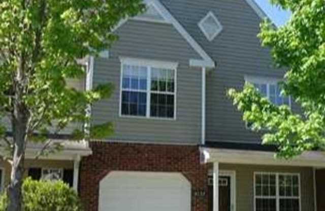 Spacious Townhome in Great Ballantyne location photos photos
