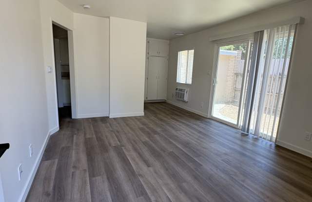 514 East Oak Street - A photos photos 514 East Oak Street - A photos photos
