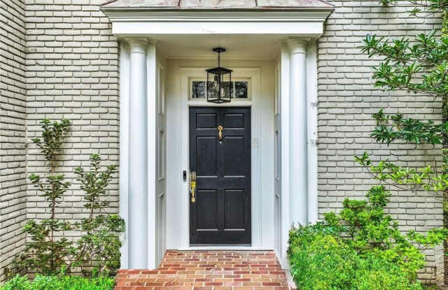 3345 Habersham Road NW photos photos