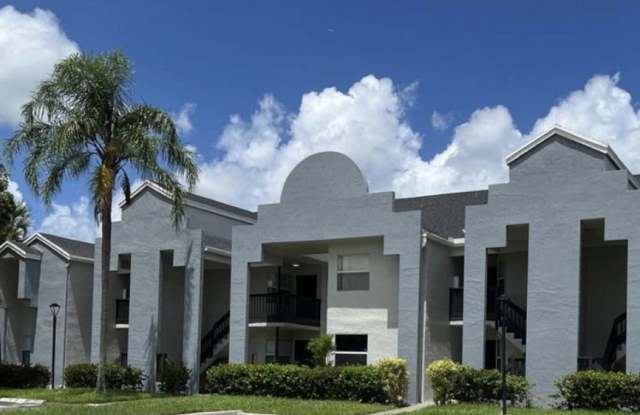 405 Southwest 113th Way - 405 Southwest 113th Way, Pembroke Pines, FL 33025