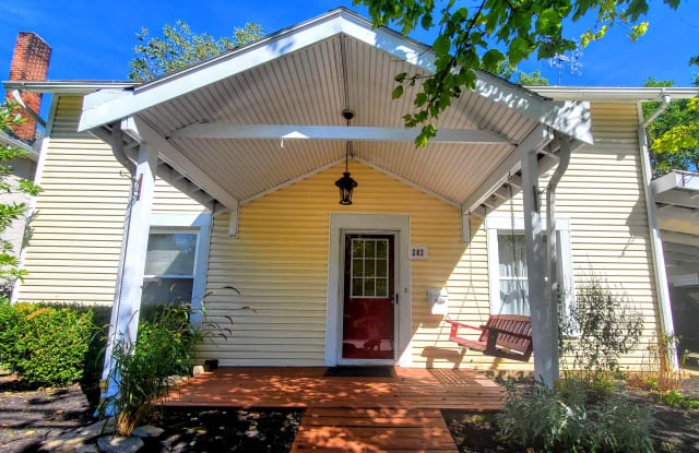 282 West William Street - 282 West William Street, Delaware, OH 43015