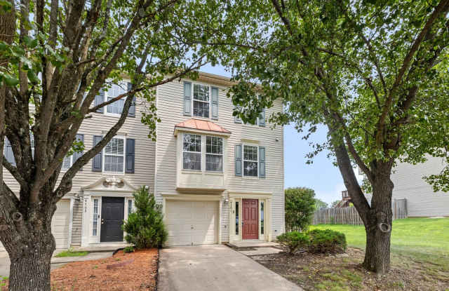 End-Unit Townhome in Spotsylvania! photos photos