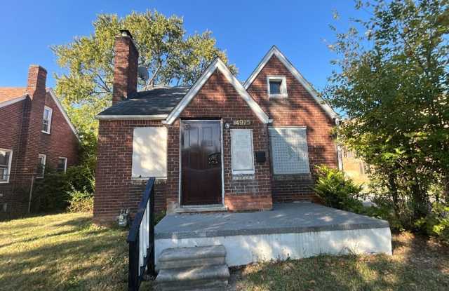 Newly Remodeled 3BR House — Pet-Friendly with Garage! photos photos