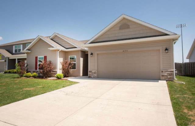 Beautiful Ranch Home with Open Floor Plan, Private Backyard & Luxurious Primary Suite photos photos