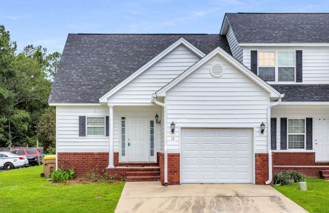 13 Cypress Lane - 3 Bedrooms., 2.5 Bathrooms - Cypress Pointe Townhomes - Richmond Hill photos photos