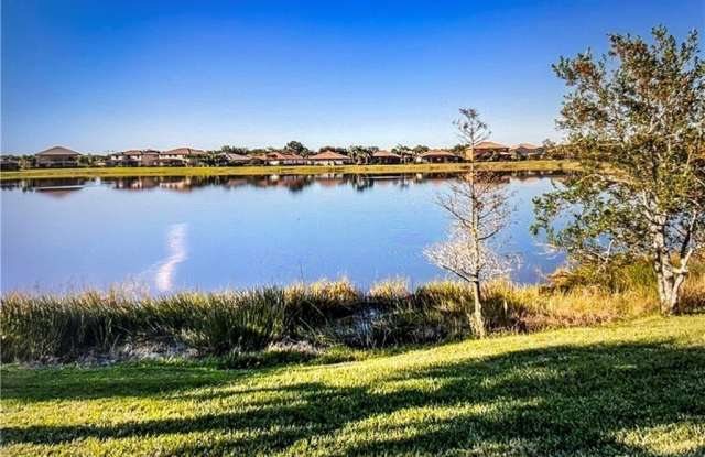 12690 Fairington Way Gallery 4