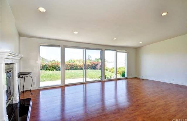 5911 Finecrest Drive Gallery 4