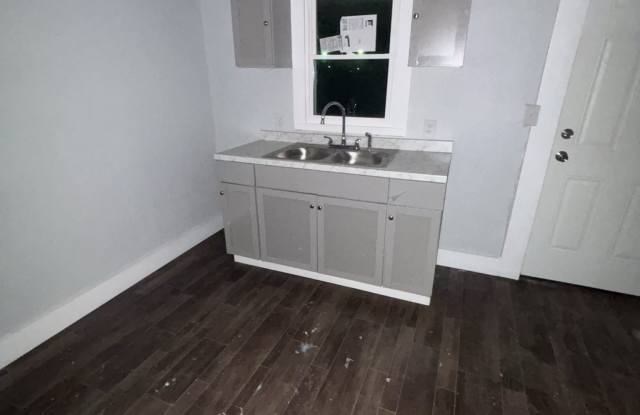 1749 Saint Louis Avenue photos photos
