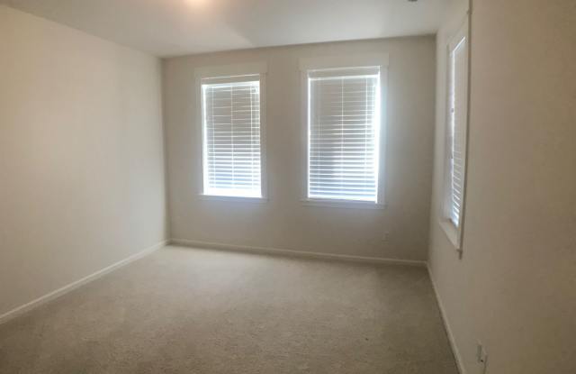 18623 45th Ave SE Gallery 2