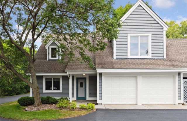 1541 Hollybrook Road - 1541 Hollybrook Road, Wayzata, MN 55391